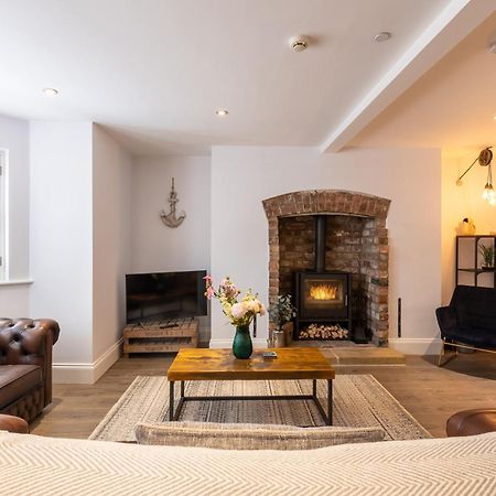 The Belfry Whitby Bed & Breakfast エクステリア 写真