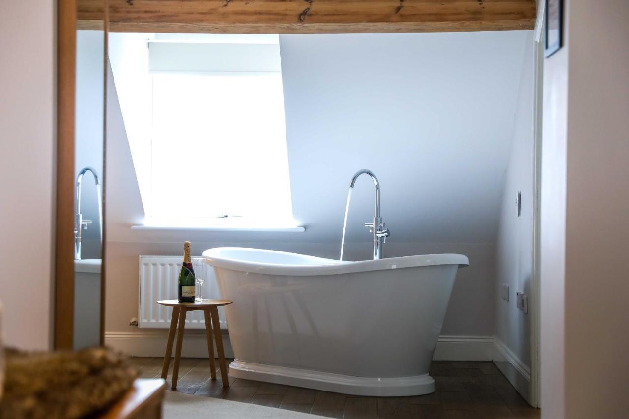 The Belfry Whitby Bed & Breakfast エクステリア 写真