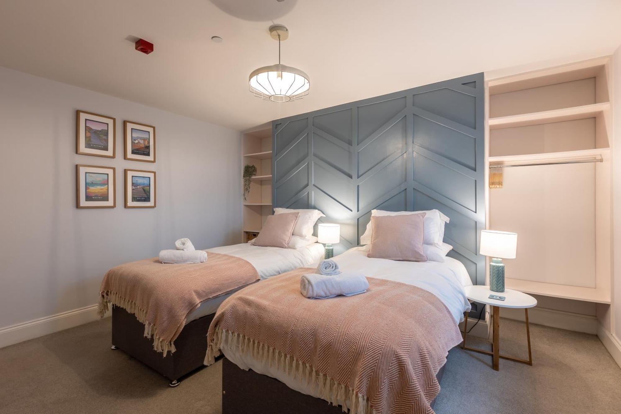The Belfry Whitby Bed & Breakfast エクステリア 写真